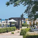Oasis Sea&beach Deluxe Appartamento