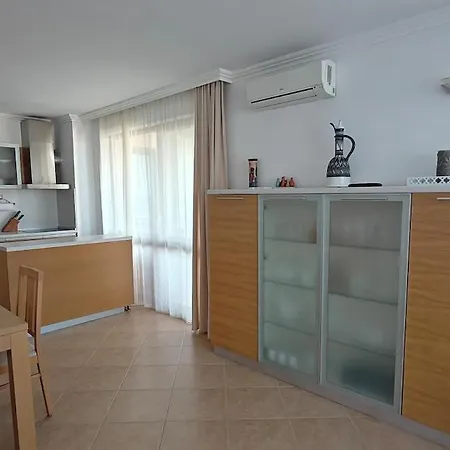 Oasis Sea&beach Deluxe Apartment Lozenets
