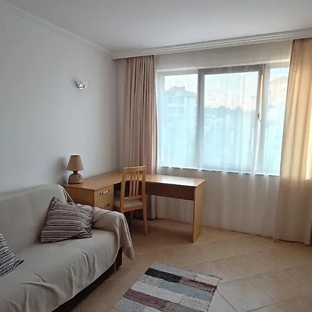 Oasis Sea&beach Deluxe Apartment