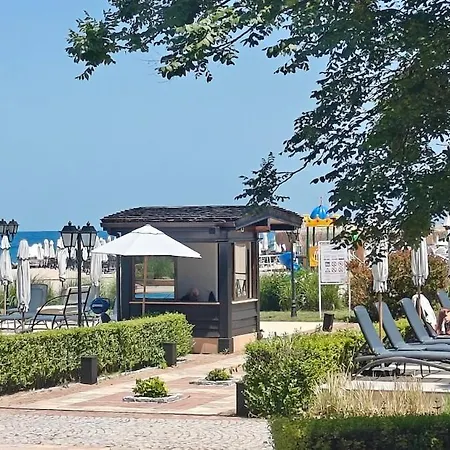 Oasis Sea&beach Deluxe Apartment