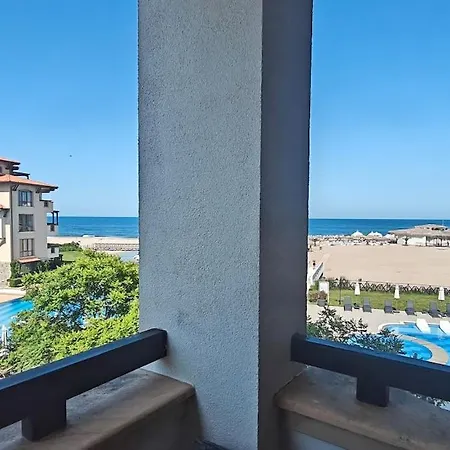 Oasis Sea&beach Deluxe 公寓