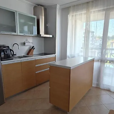 Oasis Sea&beach Deluxe Apartment Lozenets