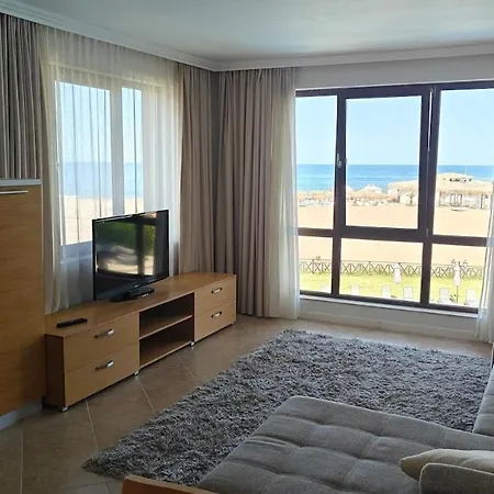 Apartment Oasis Sea&beach Deluxe Lozenets